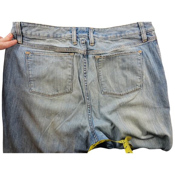 Ll bean favorite fit 16 Reg blue jeans light wash High rise casual everyday ^ - Picture 4 of 8